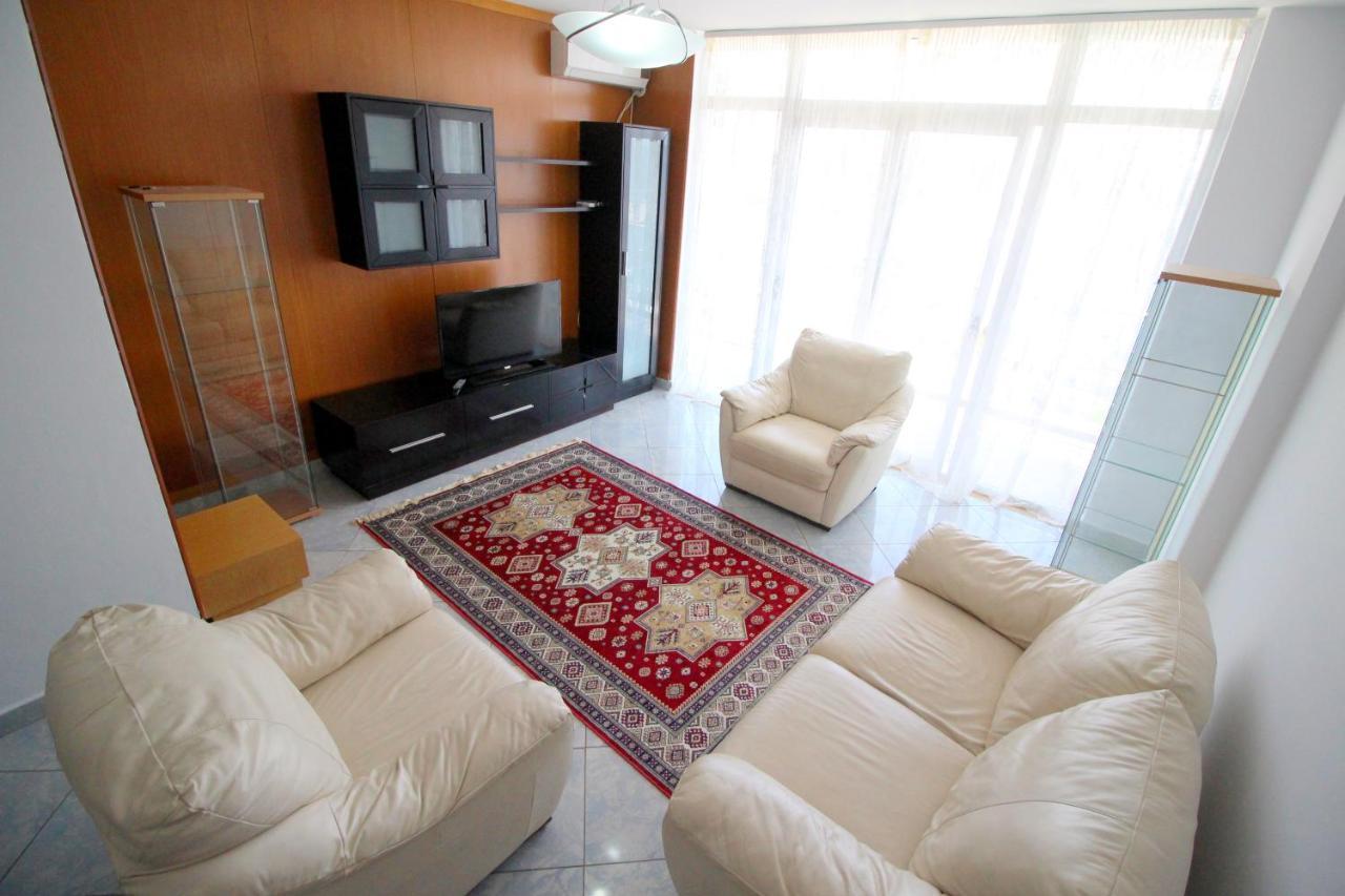 Sunrise Apartment ساراندا المظهر الخارجي الصورة